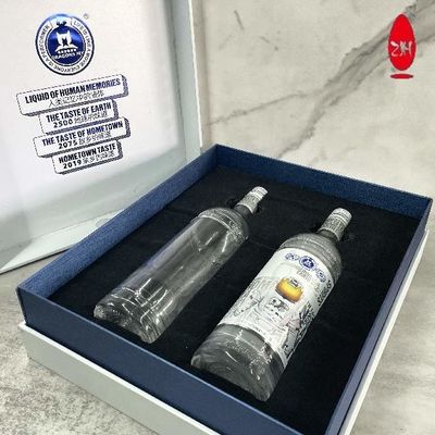 OEM ODMのペーパー ギフト ワイン・ボトルのための包装箱の注文のロゴ